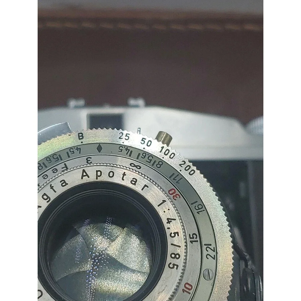 Vtg Leather Agfa Isolette II Folding Bellowed Camera 1:4.5 85mm Apotar Pronto